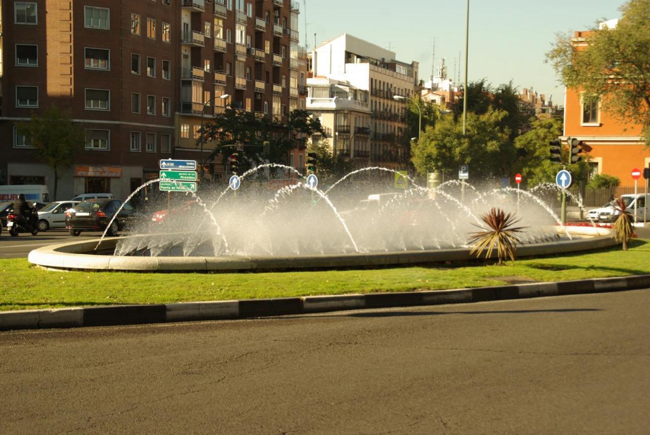 2 A 6 Pax Museos Y Ronda De Atocha — Fotos 1